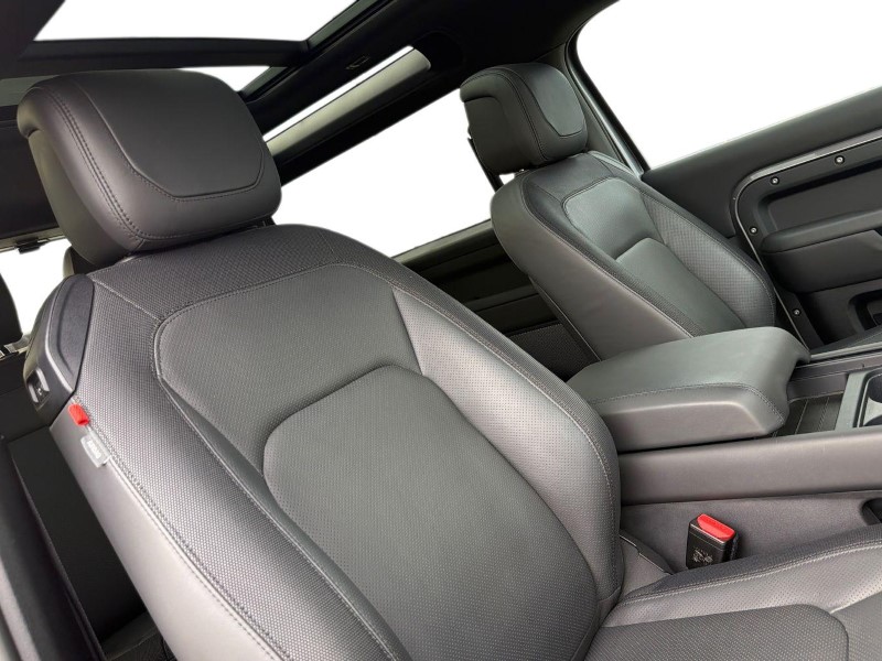 Used Land Rover Discovery 2026 for sale - 77950823: Photo 26