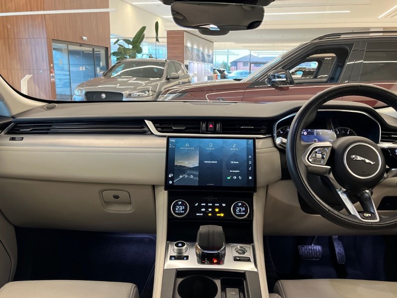 Used Jaguar F-Pace 2021 for sale - 76981905: Photo 14