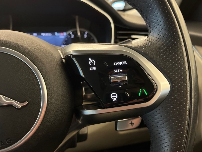 Used Jaguar F-Pace 2021 for sale - 76981905: Photo 26