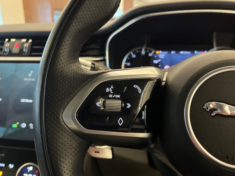 Used Jaguar F-Pace 2021 for sale - 76981905: Photo 27