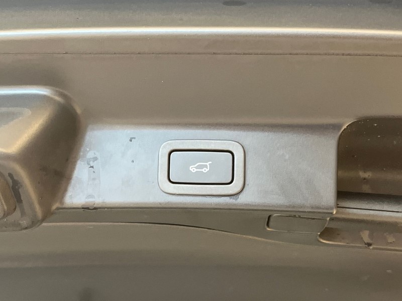 Used Jaguar F-Pace 2021 for sale - 76981905: Photo 39