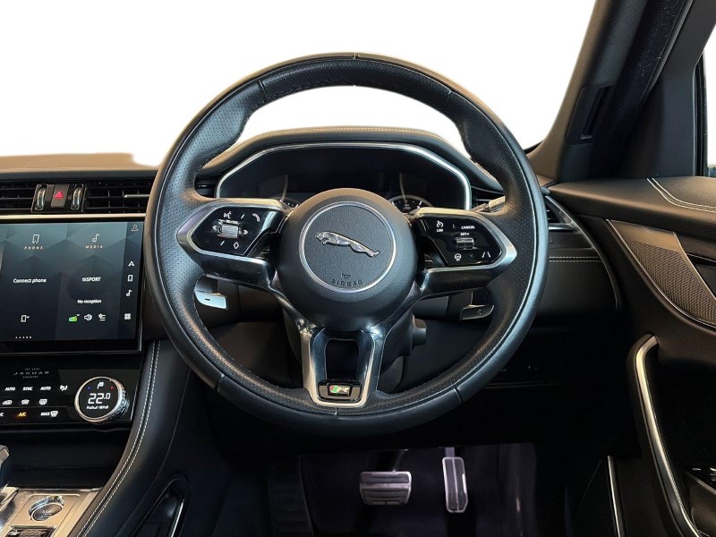 Used Jaguar F-Pace 2022 for sale - 77803977: Photo 15