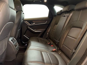Used Jaguar F-Pace 2022 for sale - 77803977: Photo