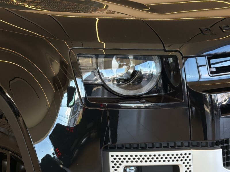 Used Land Rover Defender 2023 for sale - 78090480: Photo 17