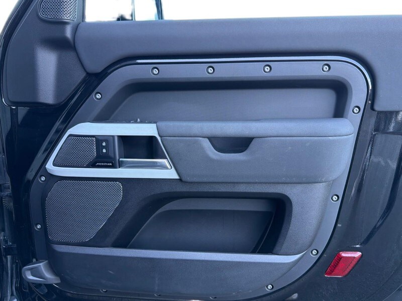 Used Land Rover Defender 2023 for sale - 78090480: Photo 22