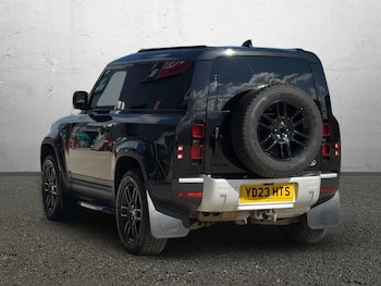 Used Land Rover Defender 2023 for sale - 78090480: Photo