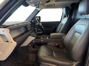 Used Land Rover Defender 2023 for sale - 78090480: Photo