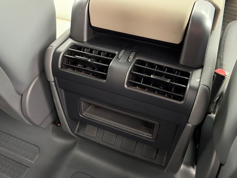 Used Land Rover Defender 2022 for sale - 76981573: Photo 18