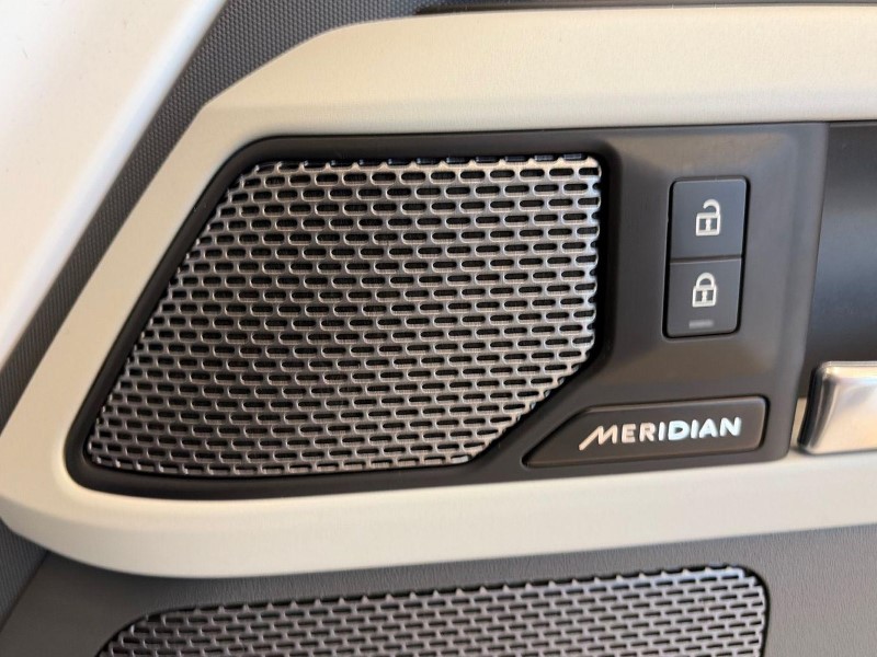 Used Land Rover Defender 2022 for sale - 76981573: Photo 21