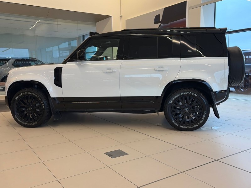 Used Land Rover Defender 2022 for sale - 76981573: Photo 61