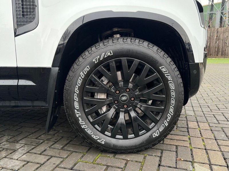 Used Land Rover Defender 2022 for sale - 76981573: Photo 8