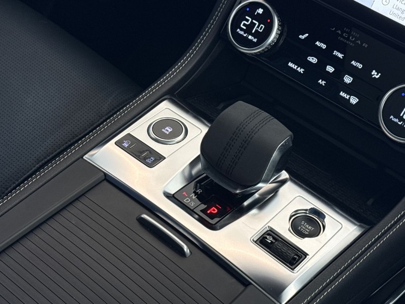 Used Jaguar F-Pace 2023 for sale - 78028104: Photo 13