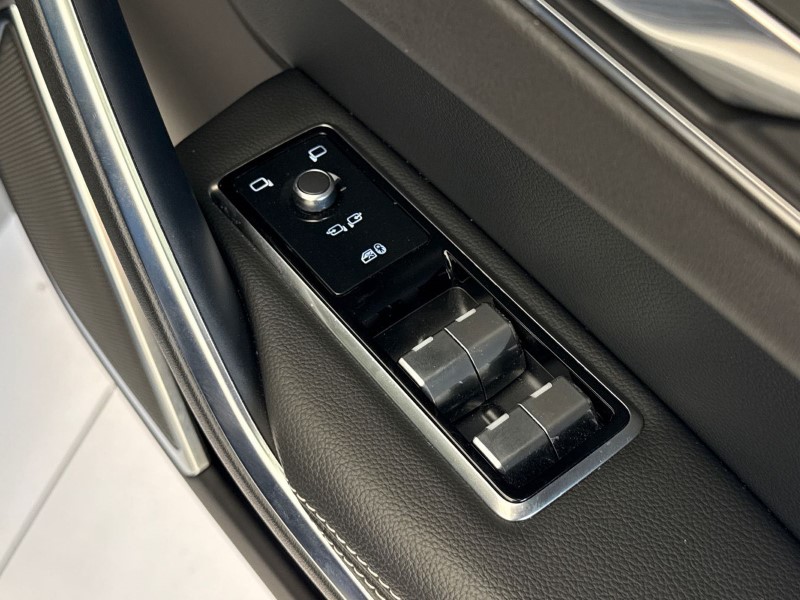 Used Jaguar F-Pace 2023 for sale - 78028104: Photo 23