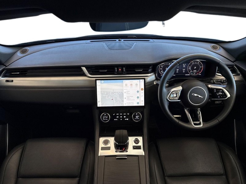 Used Jaguar F-Pace 2023 for sale - 78028104: Photo 9