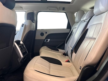 Used Land Rover Range Rover Sport 2020 for sale - 77170639: Photo