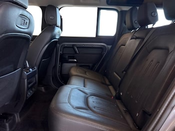 Used Land Rover Defender 2021 for sale - 79219563: Photo