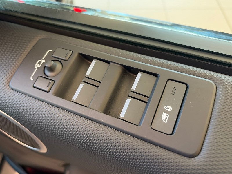 Used Land Rover Discovery 2025 for sale - 77742713: Photo 24