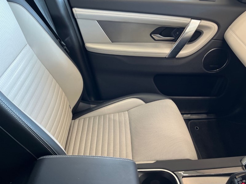 Used Land Rover Discovery Sport 2023 for sale - 76981241: Photo 23