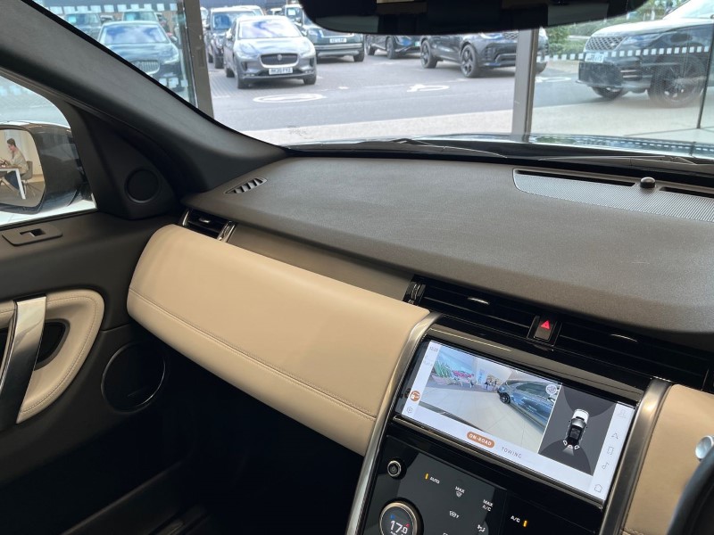 Used Land Rover Discovery Sport 2023 for sale - 76981241: Photo 31