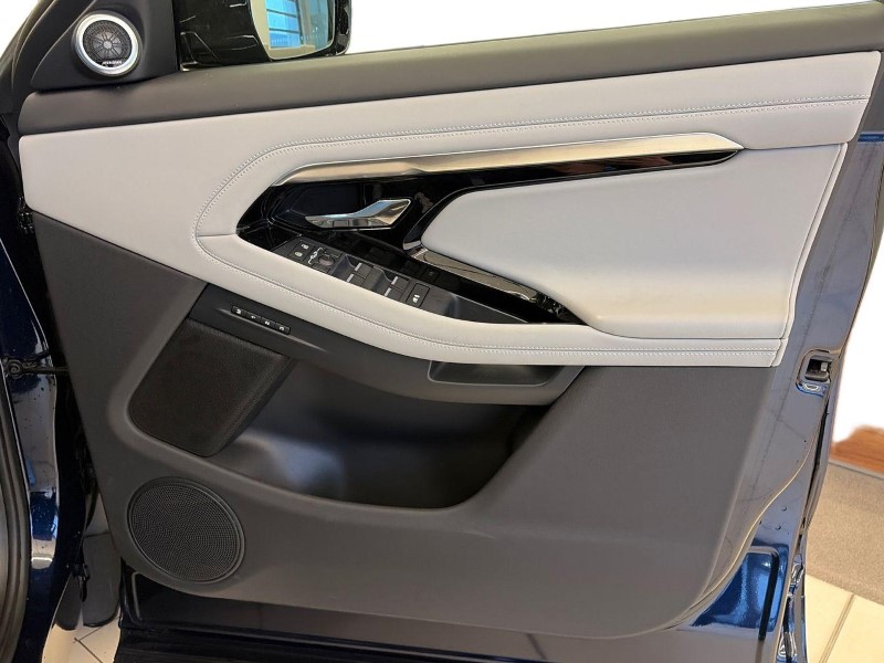 Used Land Rover Range Rover Evoque 2023 for sale - 77210353: Photo 23