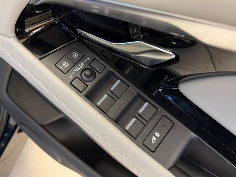 Used Land Rover Range Rover Evoque 2023 for sale - 77210353: Photo 24