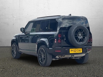 Used Land Rover Defender 2022 for sale - 79487617: Photo