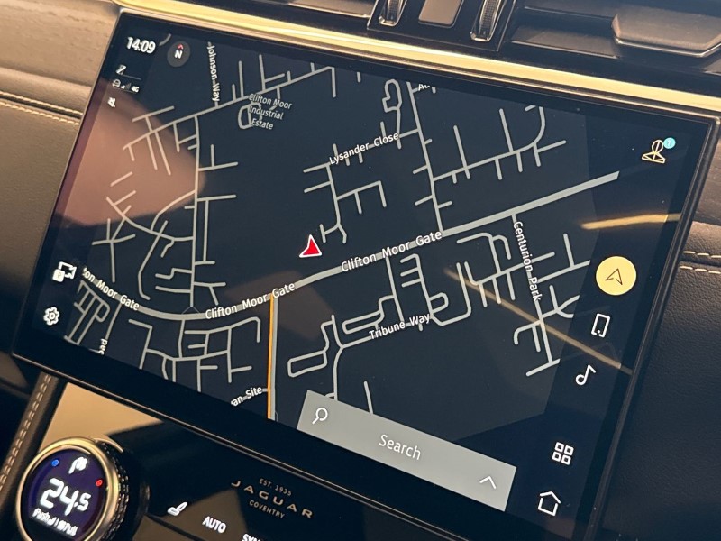 Used Jaguar F-Pace 2022 for sale - 76981354: Photo 31