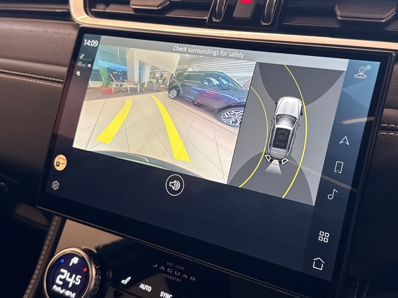 Used Jaguar F-Pace 2022 for sale - 76981354: Photo 32