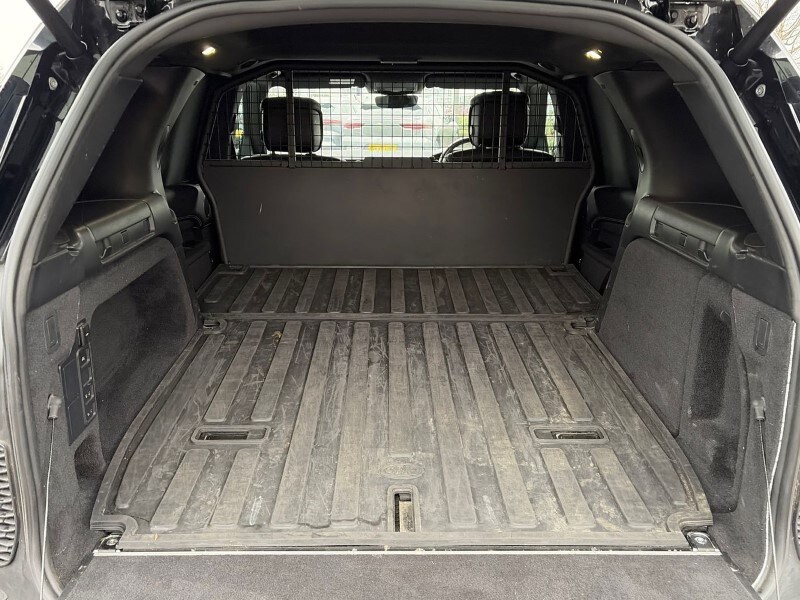 Used Land Rover Discovery 2023 for sale - 77025601: Photo 10