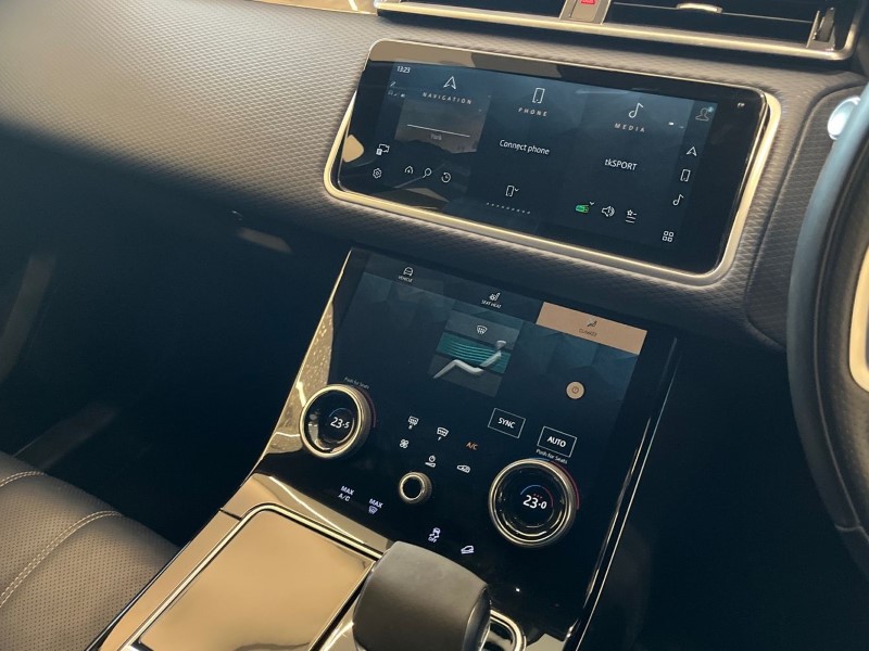 Used Land Rover Range Rover Velar 2022 for sale - 76981892: Photo 32