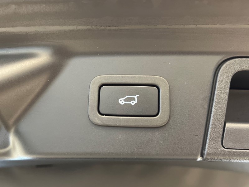 Used Land Rover Range Rover Velar 2022 for sale - 76981892: Photo 38