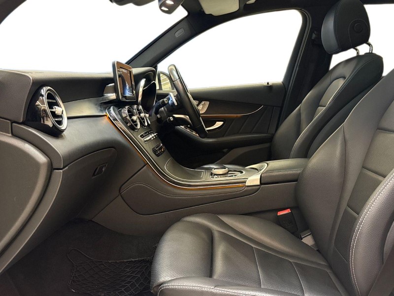 Used Mercedes-Benz GLC 2018 for sale - 77137824: Photo 3