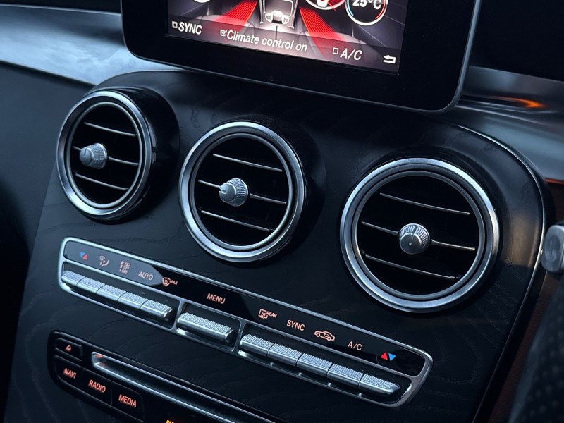 Used Mercedes-Benz GLC 2018 for sale - 77137824: Photo 33