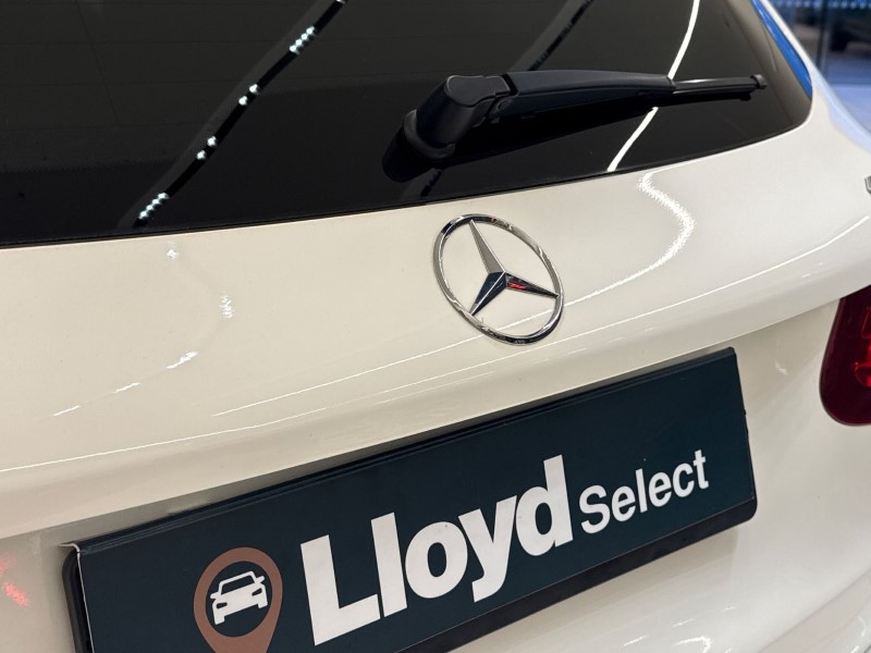 Used Mercedes-Benz GLC 2018 for sale - 77137824: Photo 40