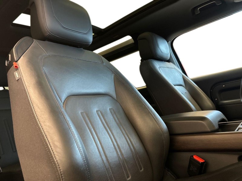 Used Land Rover Defender 2023 for sale - 77300608: Photo 27