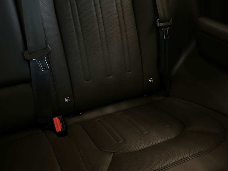 Used Land Rover Defender 2023 for sale - 77300608: Photo 38