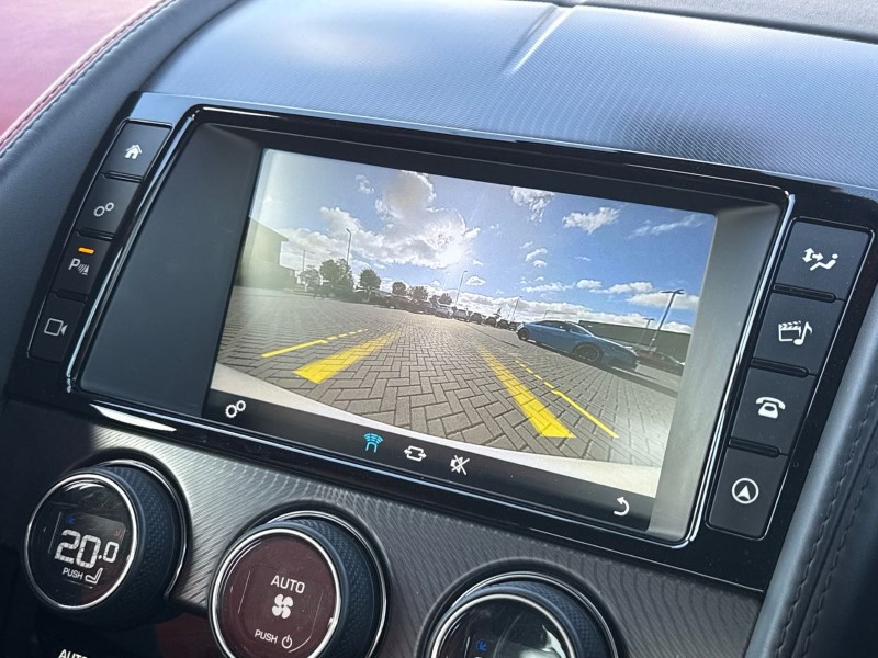 Used Jaguar F-Type 2018 for sale - 76980818: Photo 12