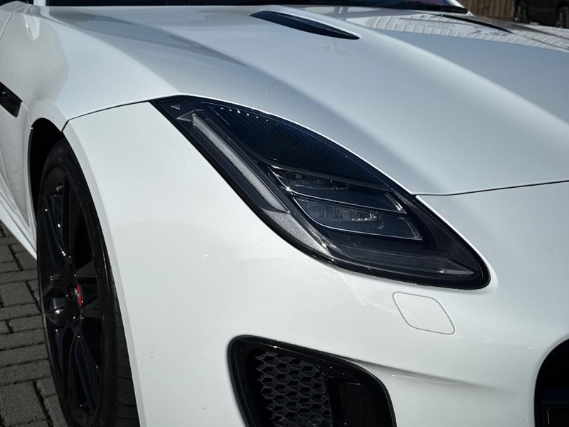 Used Jaguar F-Type 2018 for sale - 76980818: Photo 17