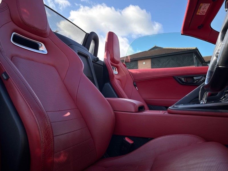 Used Jaguar F-Type 2018 for sale - 76980818: Photo 25