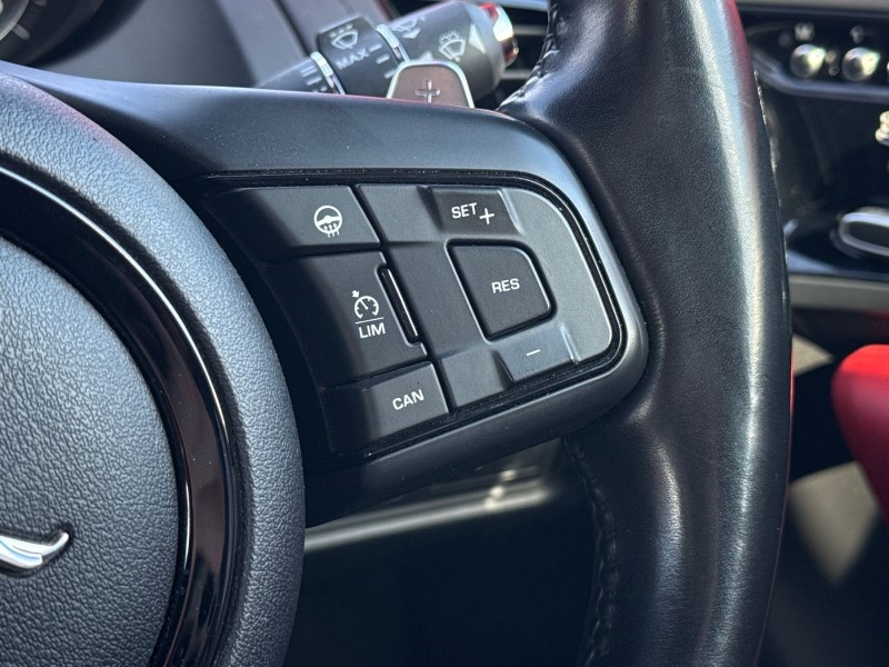 Used Jaguar F-Type 2018 for sale - 76980818: Photo 28