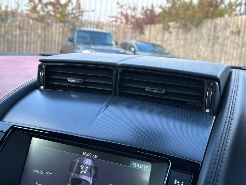 Used Jaguar F-Type 2018 for sale - 76980818: Photo 35