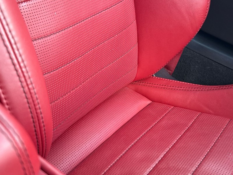 Used Jaguar F-Type 2018 for sale - 76980818: Photo 36