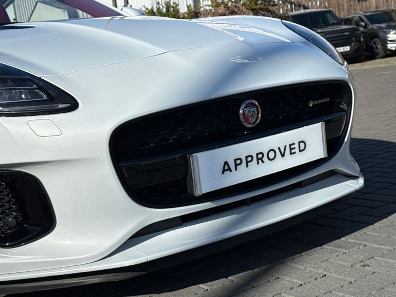 Used Jaguar F-Type 2018 for sale - 76980818: Photo 40