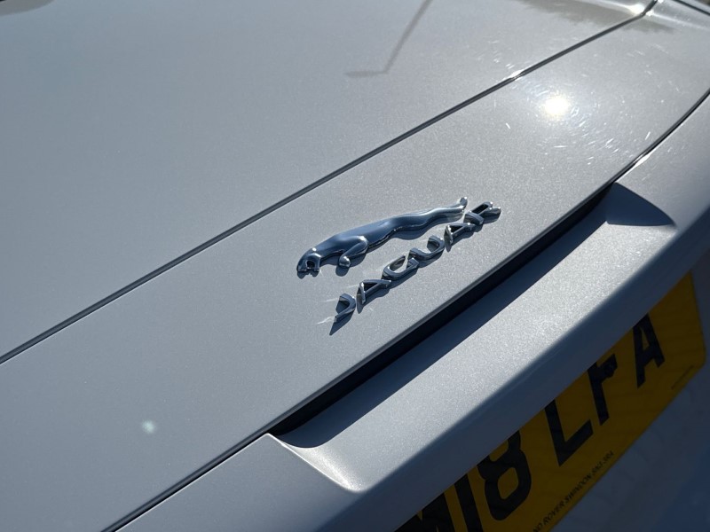 Used Jaguar F-Type 2018 for sale - 76980818: Photo 42