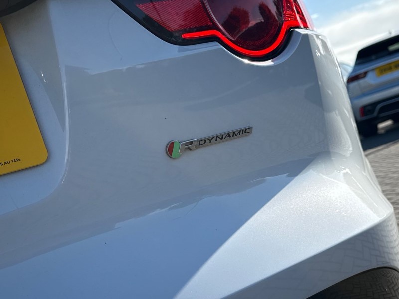 Used Jaguar F-Type 2018 for sale - 76980818: Photo 43