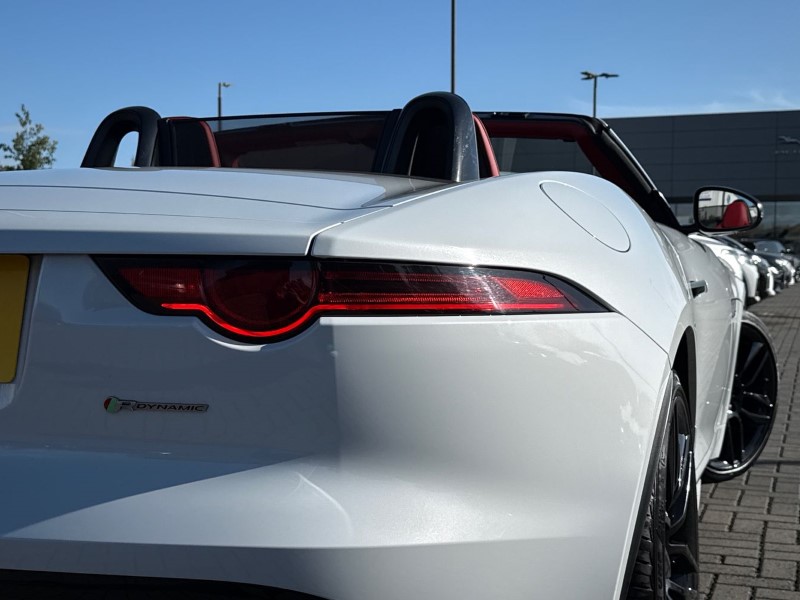 Used Jaguar F-Type 2018 for sale - 76980818: Photo 44