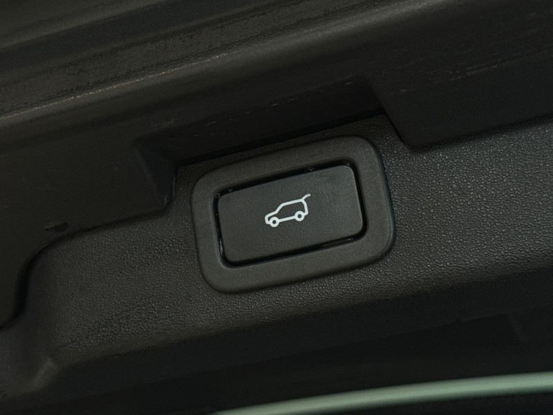 Used Land Rover Discovery 2019 for sale - 77803995: Photo 39