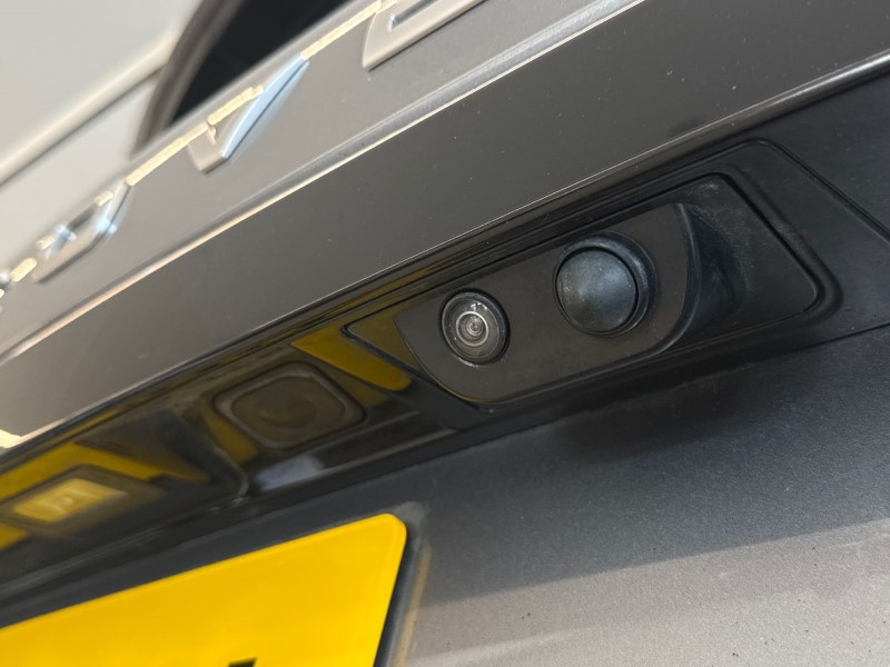 Used Land Rover Discovery 2019 for sale - 77803995: Photo 40