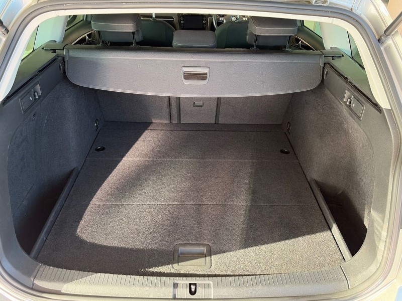 Used Volkswagen Golf 2020 for sale - 77005477: Photo 10