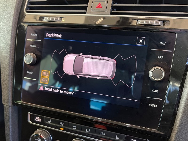 Used Volkswagen Golf 2020 for sale - 77005477: Photo 32